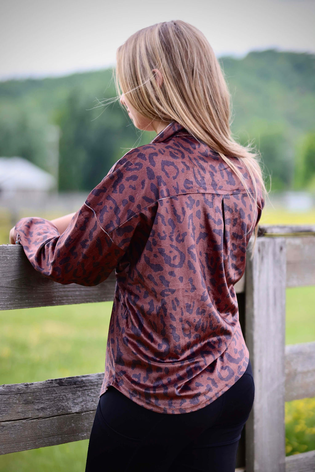 Leopard Print Pearl Snap